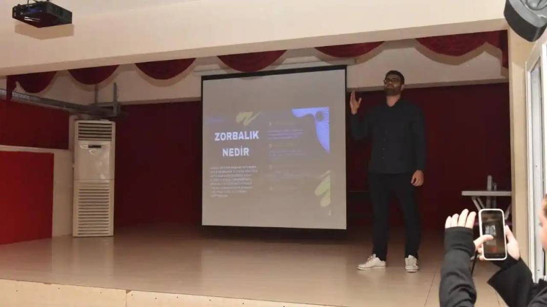 Kepez’de Bilim Tırı Çocuklarla Buluştu: “Her Yerde Bilim, Her Yerde Gelecek” 5